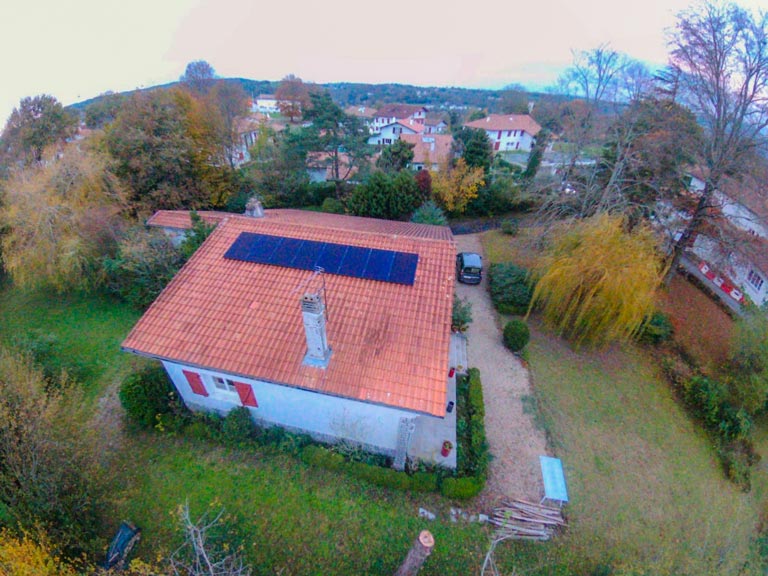 Installation photovoltaïque réalisée par ATSE : 3 kWc à Larressore